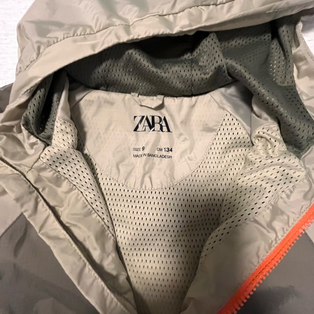 Kids windbreaker jacket